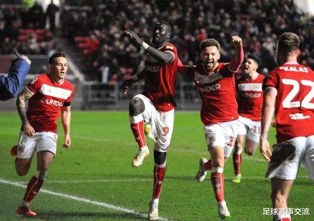 雷丁客场战胜米尔沃尔，积分榜上升的简单介绍