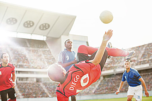 超高水平比赛，精彩纷呈，球员们尽展球技风采的简单介绍