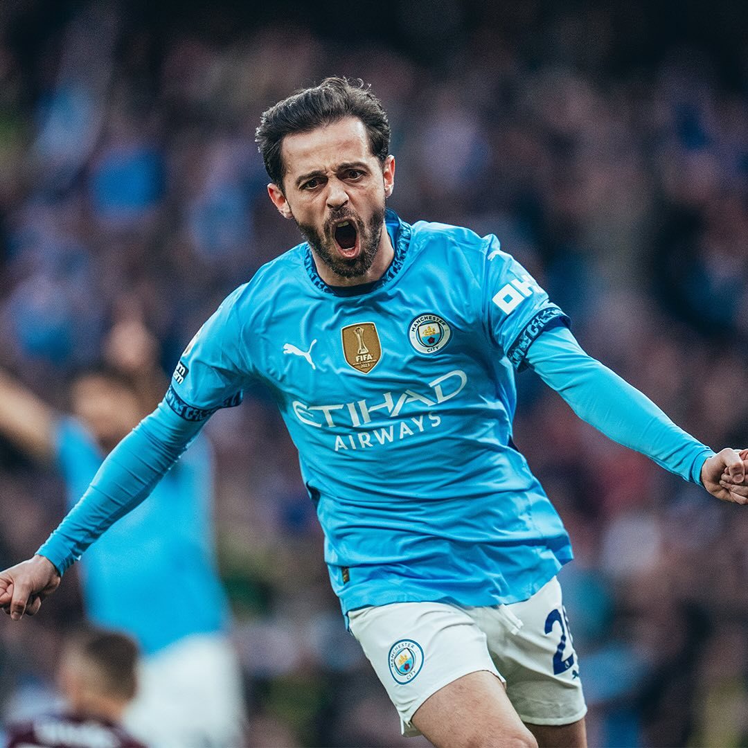 雷火电竞app-曼城完胜巴萨，拉什福德统治全场