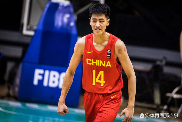 韩国队险胜中国队，黄鸭组合高光表现