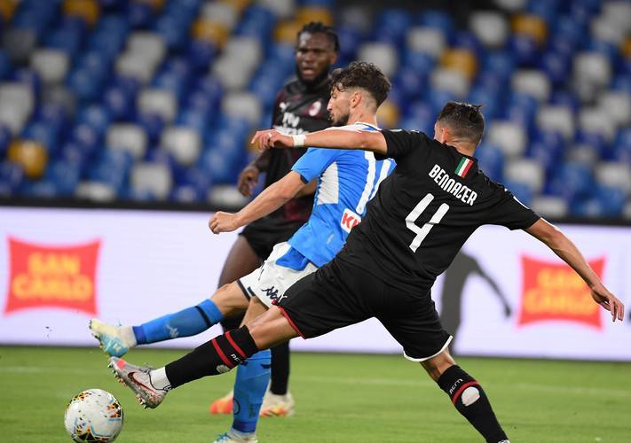 那不勒斯战绩低迷，意甲竞争加剧