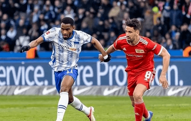 美因茨逆转战胜柏林赫塔，保级形势稍有缓和