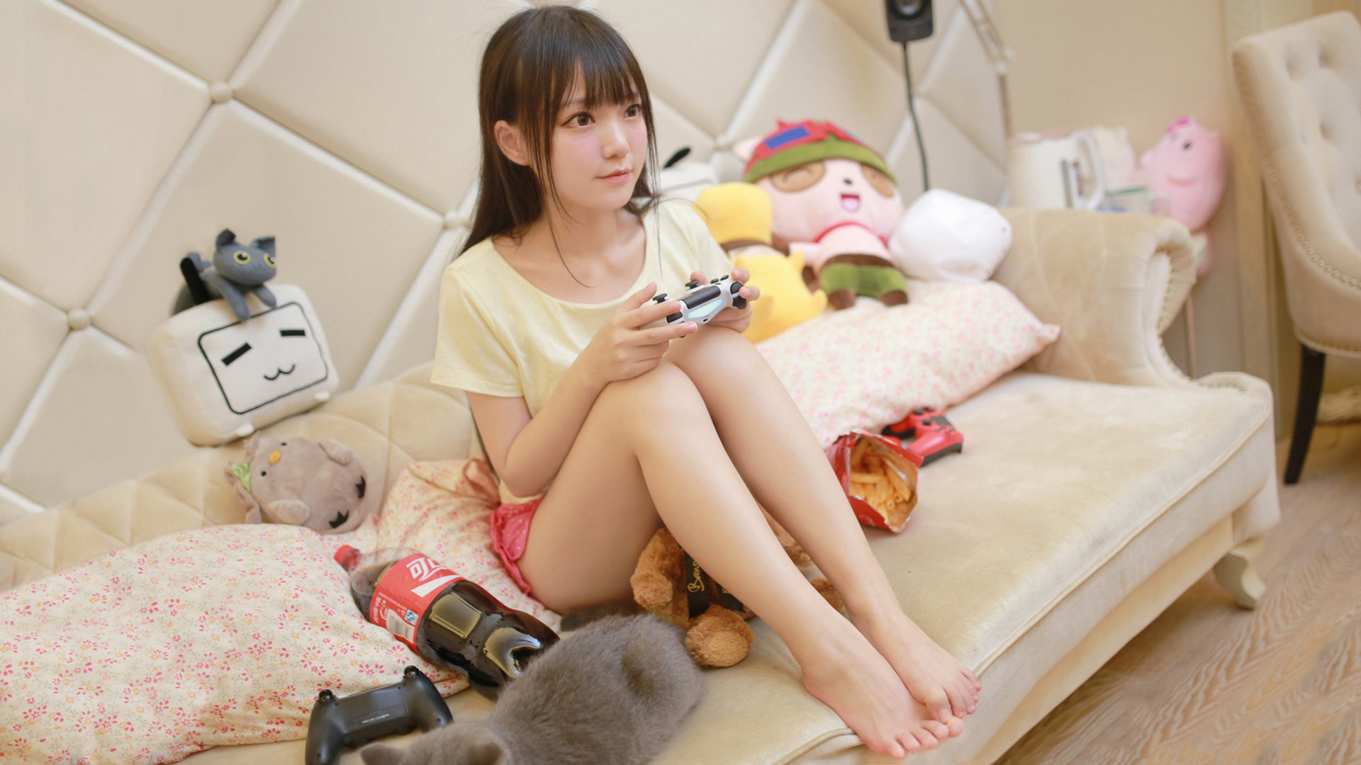 早安,多元宇宙,姆总昨夜既在伊蒂哈德散步,又在麦迪逊广场花园扣篮?